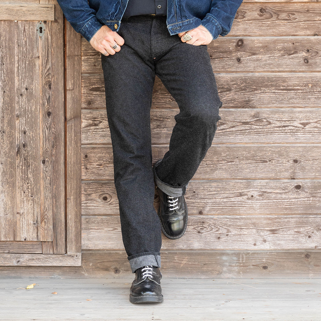 [Limited] Lot.1990 "Karasu(Crow)" Regular Straight Fit Jeans 14oz Black Denim (Washed) [Regular Straight/Karasu/Black Denim/One Wash]